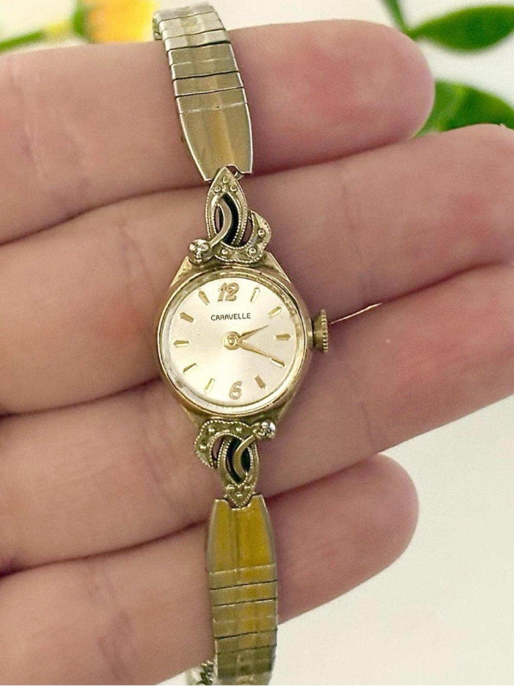 Antique Caravelle Bulova 10K Gold Mechanical Dainty Diamond Cocktail Watch WORKS